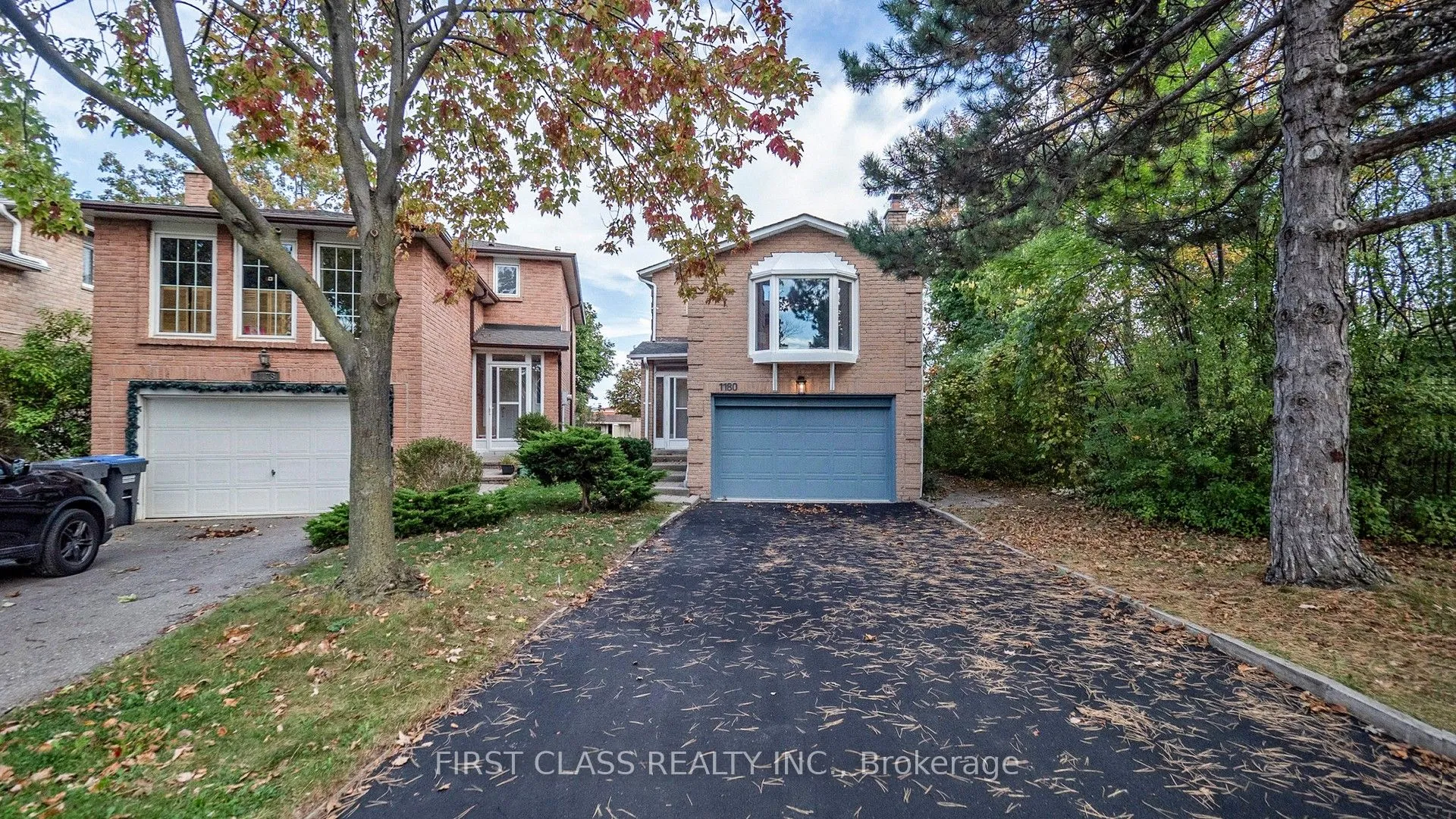 1180 Shagbark Crescent, ON L5C 3P3