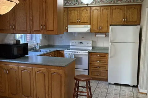 165 Verobeach Boulevard, ON M9M 1R2