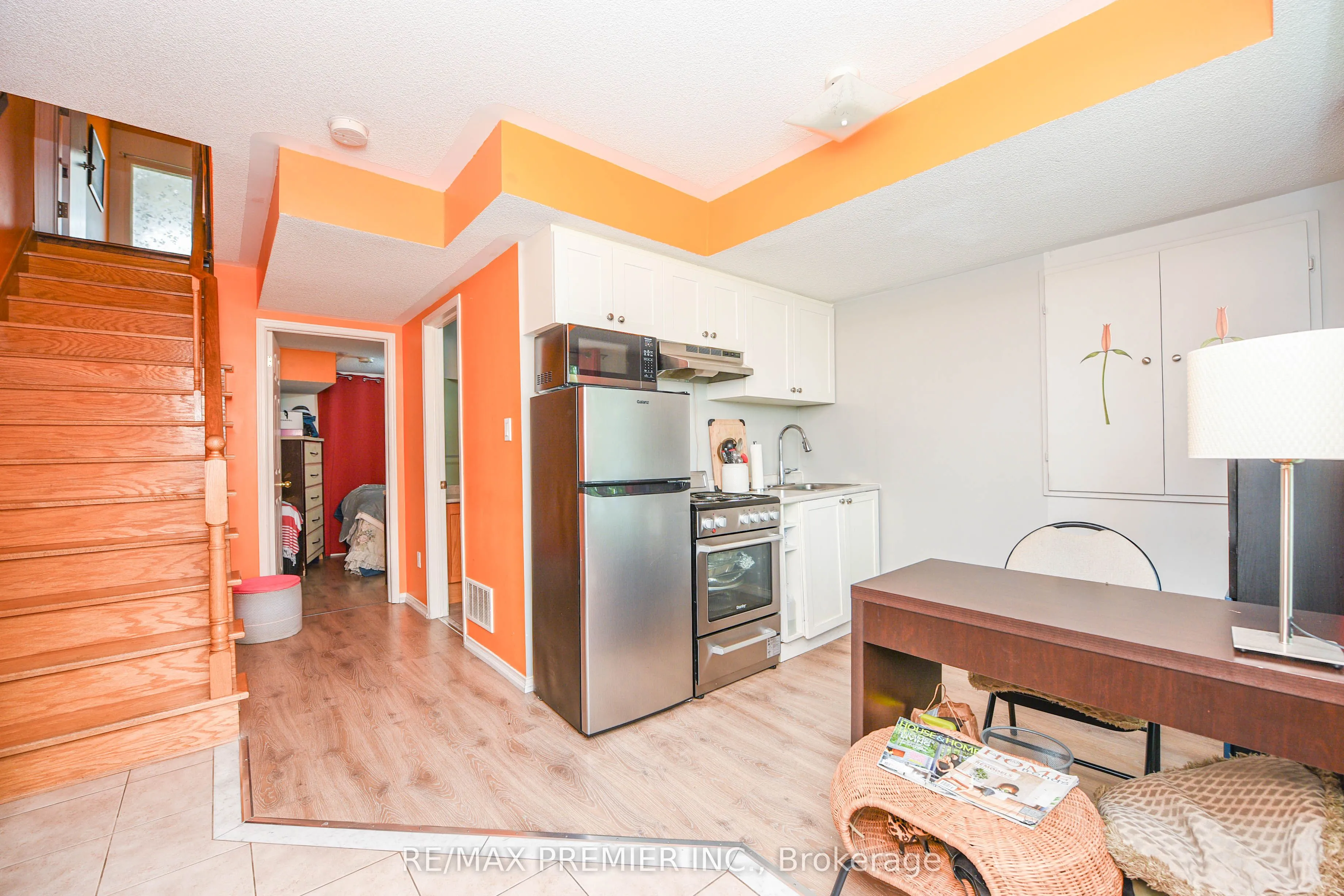 163 Torbarrie Road, ON M3L 1G8