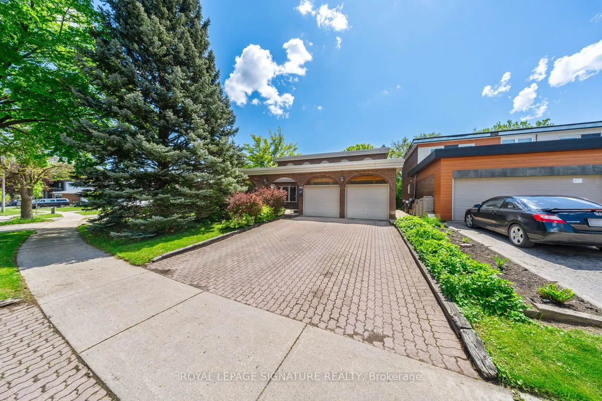 63 Collingdale Road, ON M9V 3R2