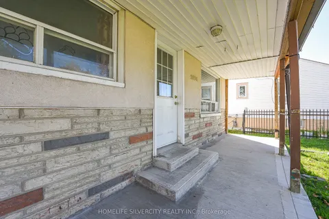 3076 Churchill Avenue, ON L4T 1R3