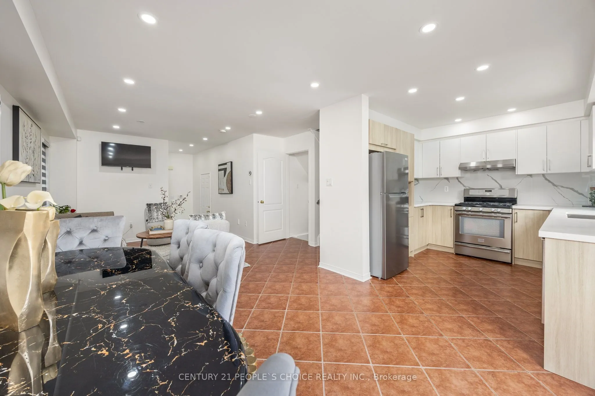 25 Trumpet Valley Boulevard, ON L7A 3P4