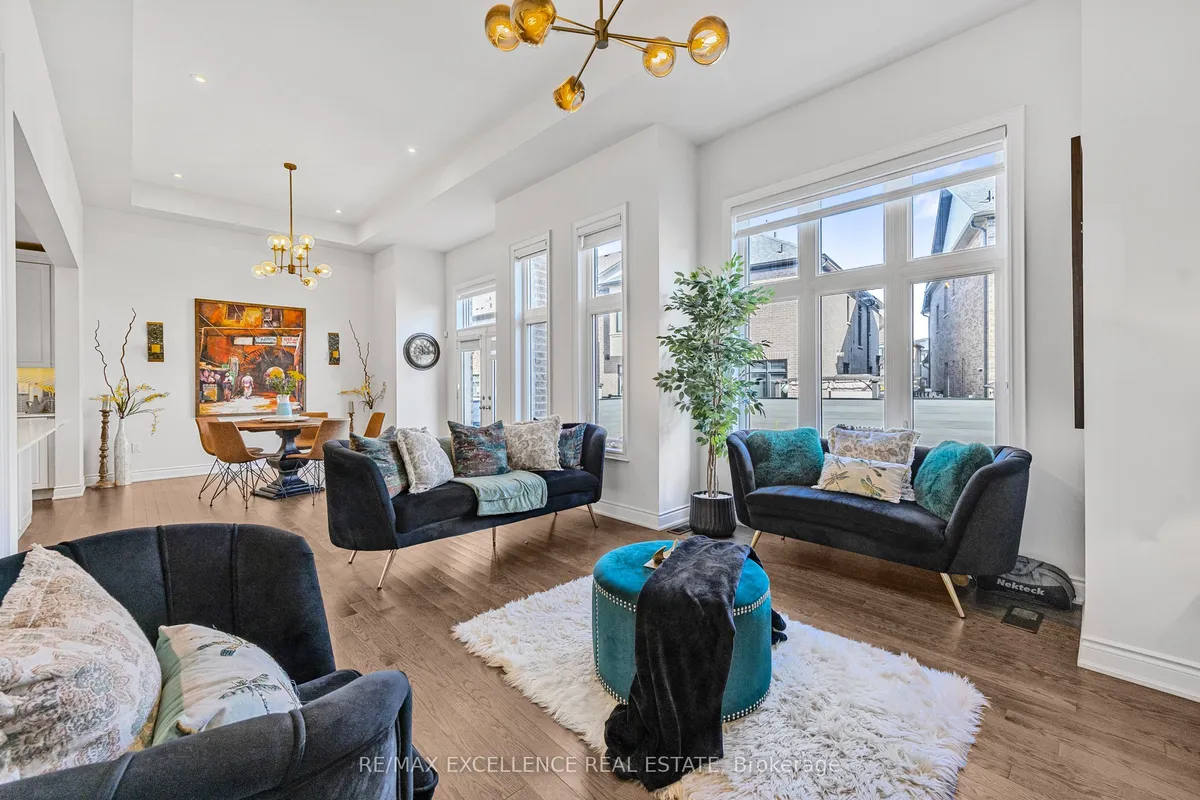 1183 Queens Plate Road, ON L6M 5M4