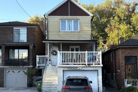 13 Holmesdale Road, ON M6E 1X9