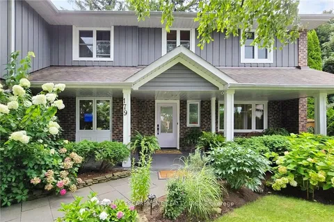 179 Shanley Terrace, ON L6K 2H7