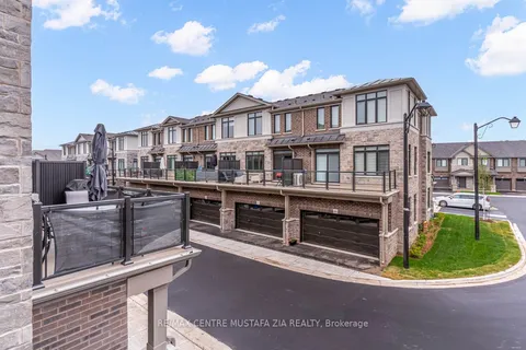 2717 WestOak Trails Boulevard, ON L6M 4T7