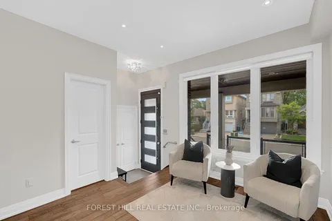 1070 Briar Hill Avenue, ON M6B 1M7