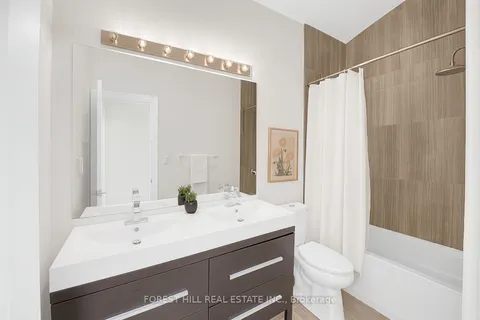 1070 Briar Hill Avenue, ON M6B 1M7