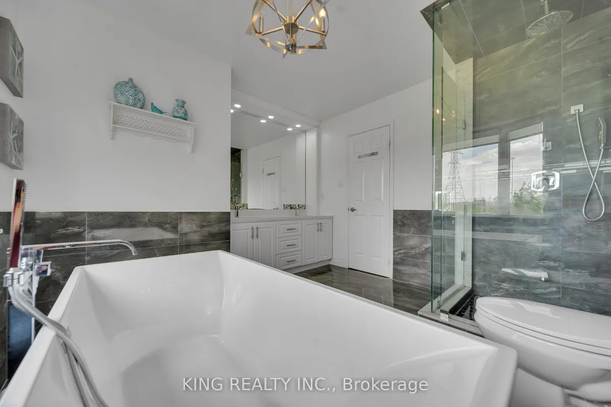 2606 Ambercroft Trail, ON L5M 4K3