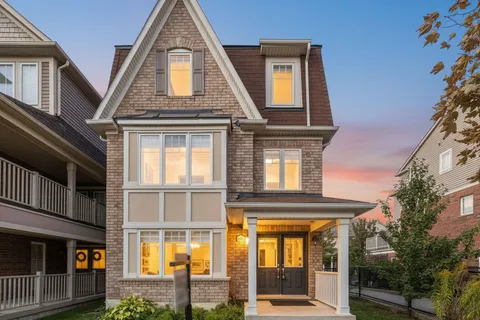 323 Dymott Avenue, ON L9T 0Z4