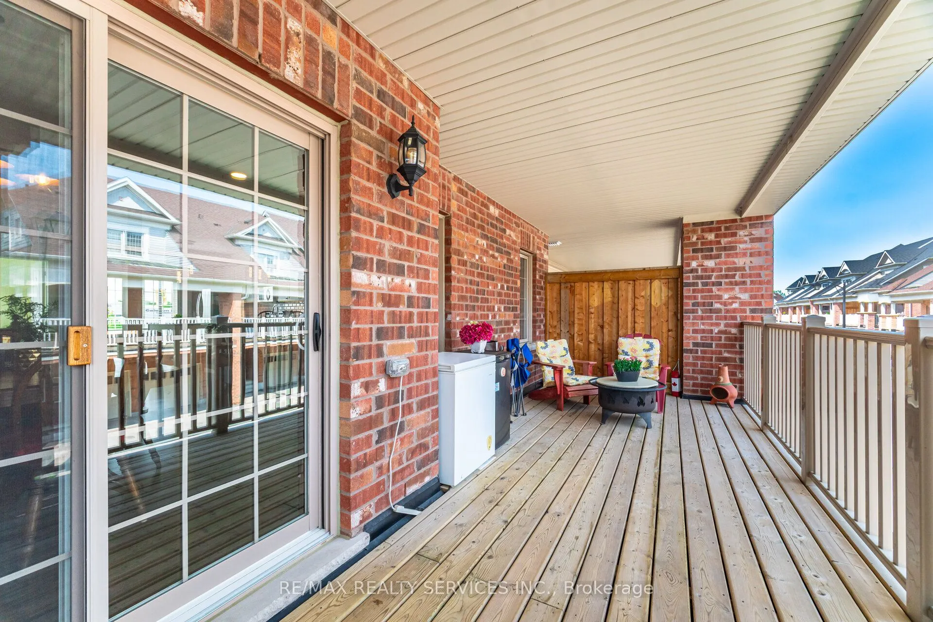 22 McDevitt Lane, ON L7C 3S2