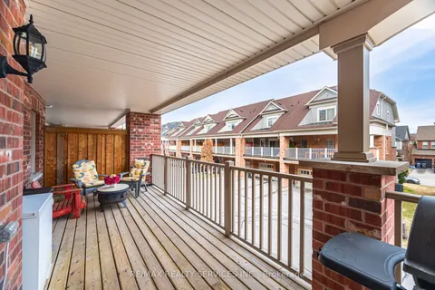 22 McDevitt Lane, ON L7C 3S2