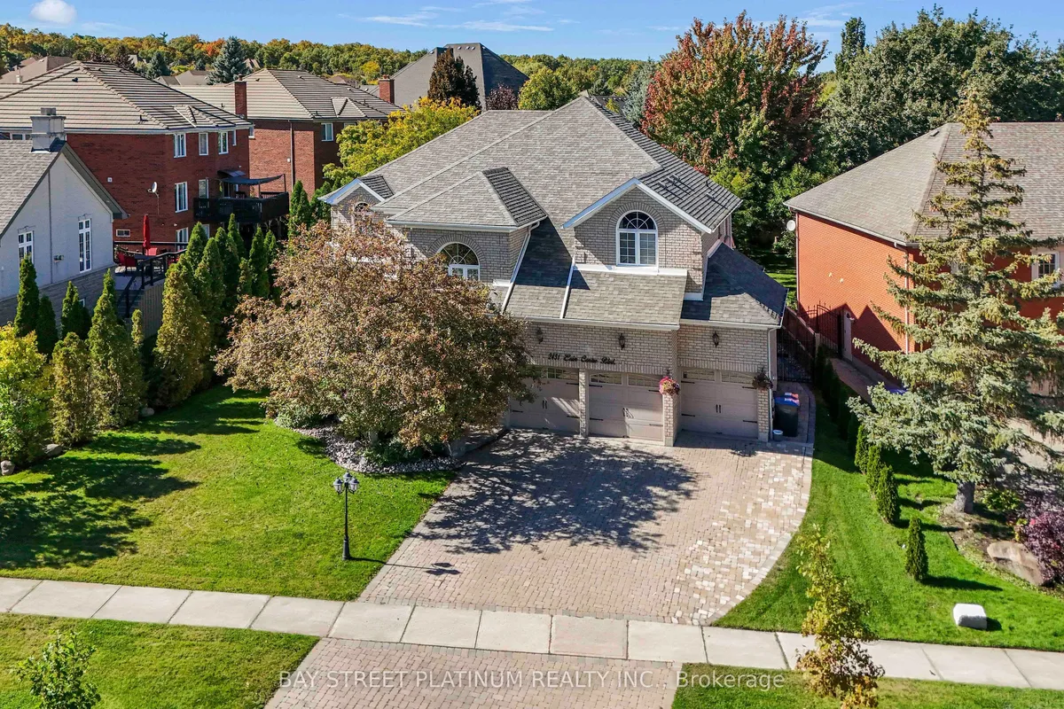 2451 Erin Centre Boulevard, ON L5M 5B3