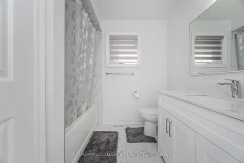 28 Oakmeadow Drive, ON L7A 2M2