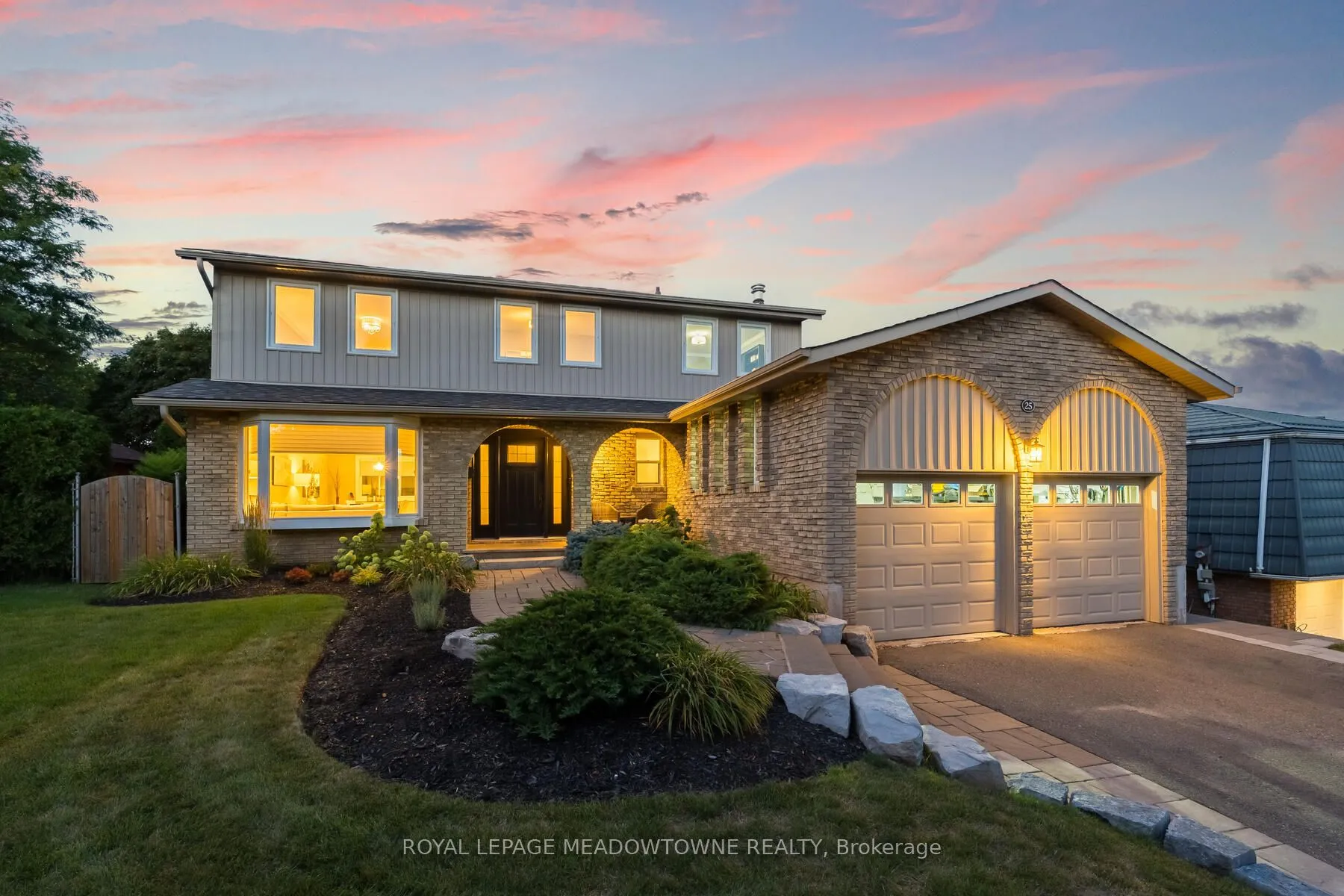 25 Hillside Drive, ON L7G 4W2