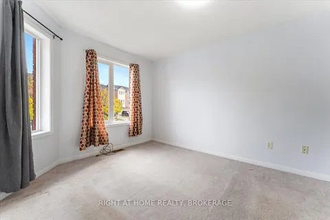 33 Atwood Avenue, ON L7G 5Z9