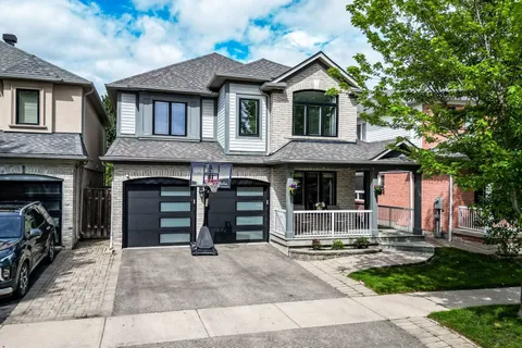 1013 Freeman Trail, ON L9T 5T3