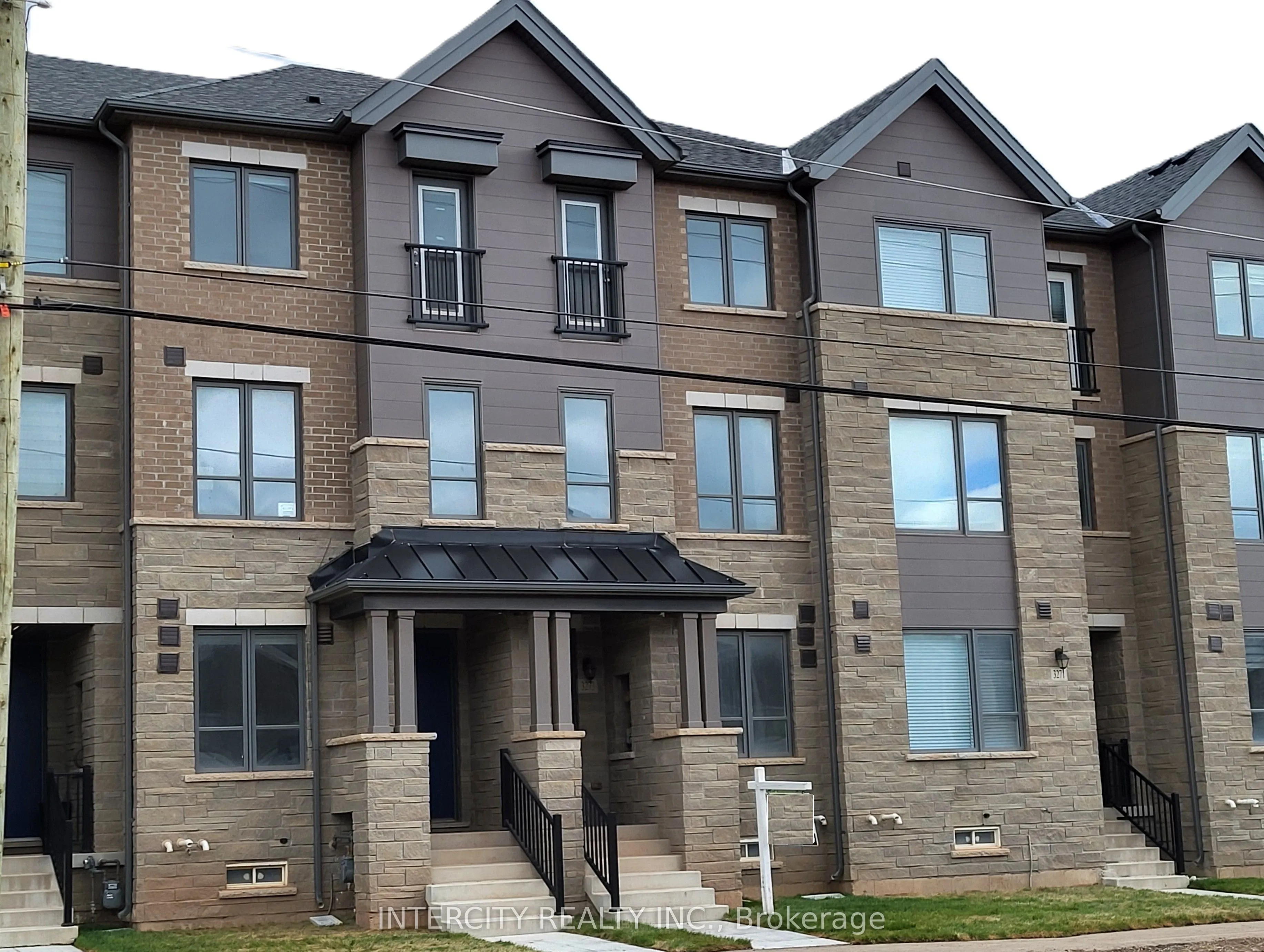 3273 Sixth Line, ON L6H 0Z8