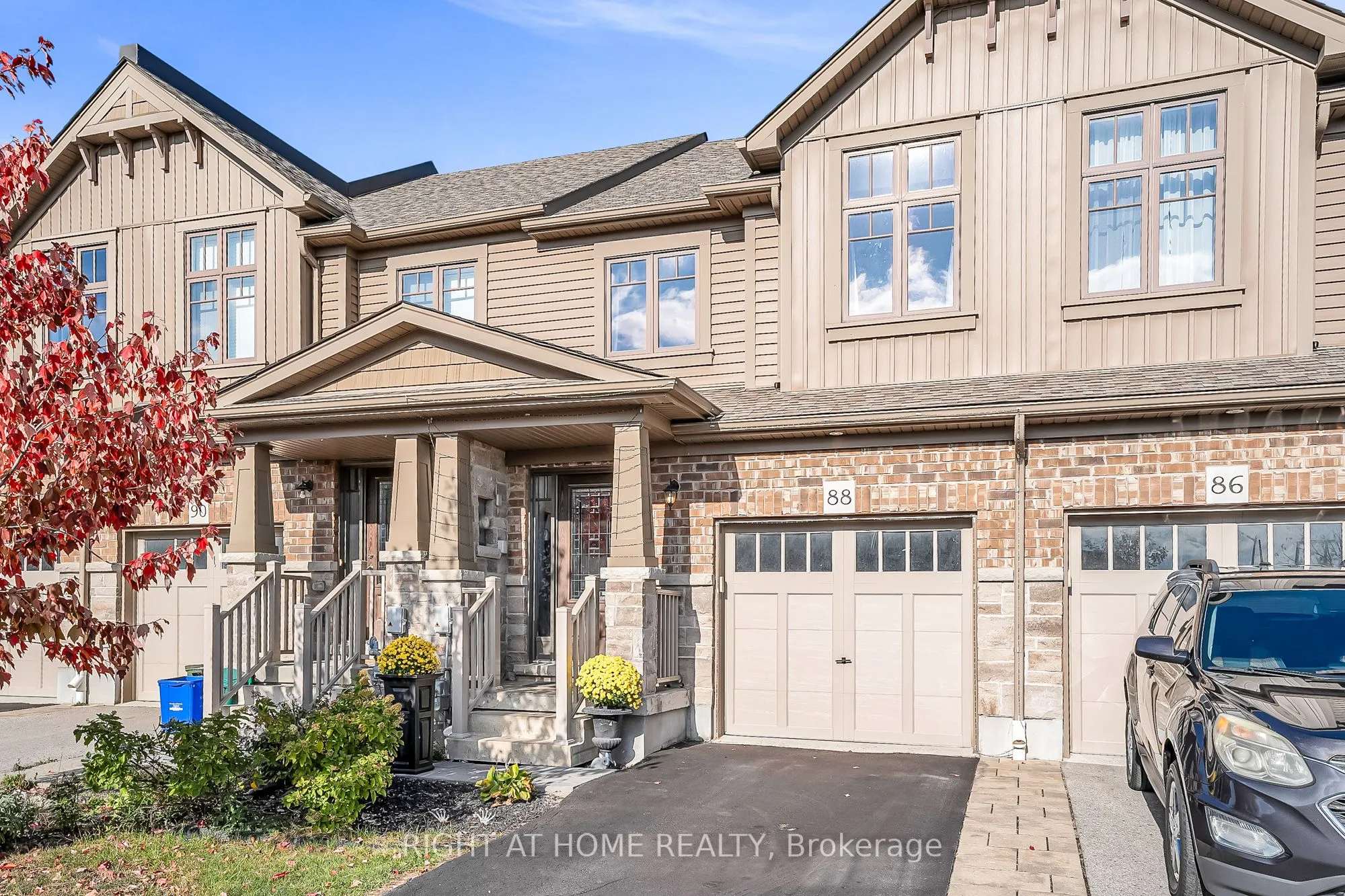 88 Winterton Court, ON L9W 6Z7