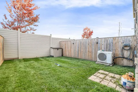 88 Winterton Court, ON L9W 6Z7