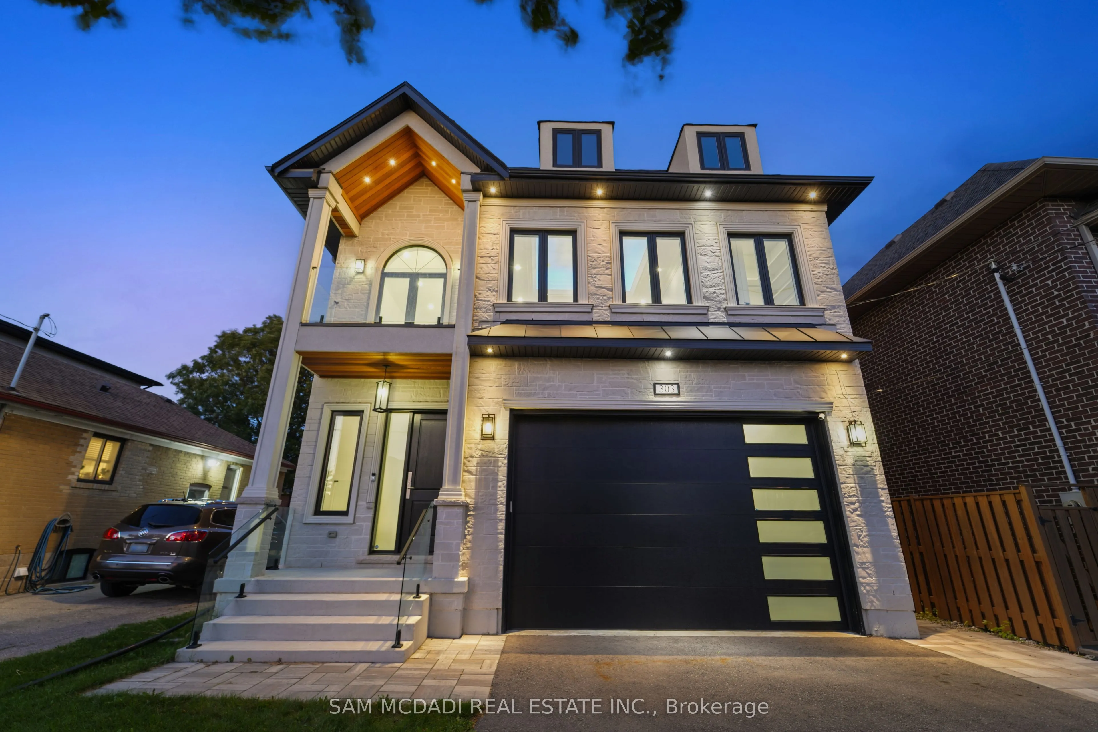 303 Delta Street, ON M8W 4G1