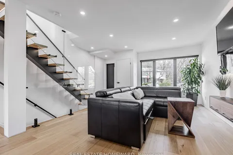 10 Juliana Court, ON M6S 2R2