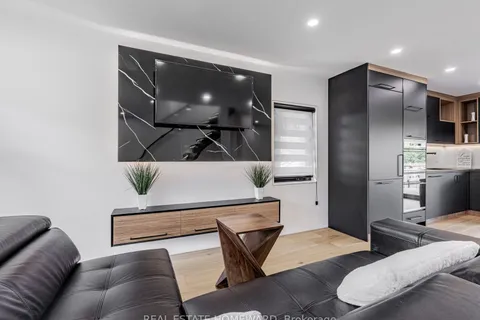 10 Juliana Court, ON M6S 2R2