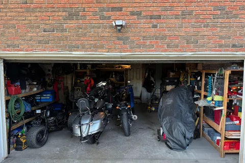 258 La Rose Avenue, ON M9P 1B7