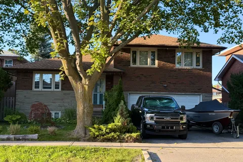 258 La Rose Avenue, ON M9P 1B7