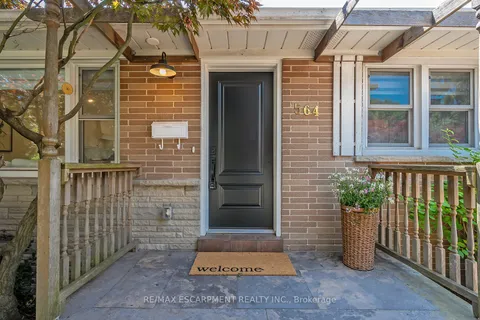 564 Maplehill Drive, ON L7N 2W3