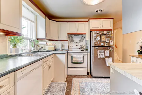 6 Hardisty Drive, ON M9W 2N1