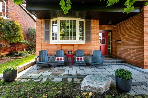 678 Harrison Road, ON L9T 4S9