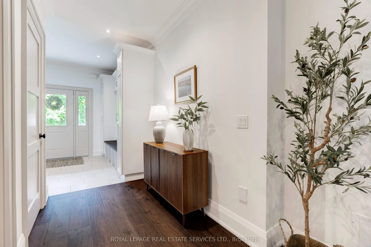 437 Inglehart Street, ON L6J 3J5