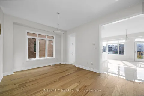 16 Keyworth Crescent, ON L6R 4G3