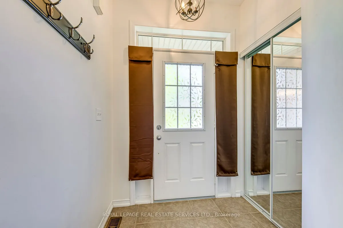 651 Farmstead Drive, ON L9T 7W2