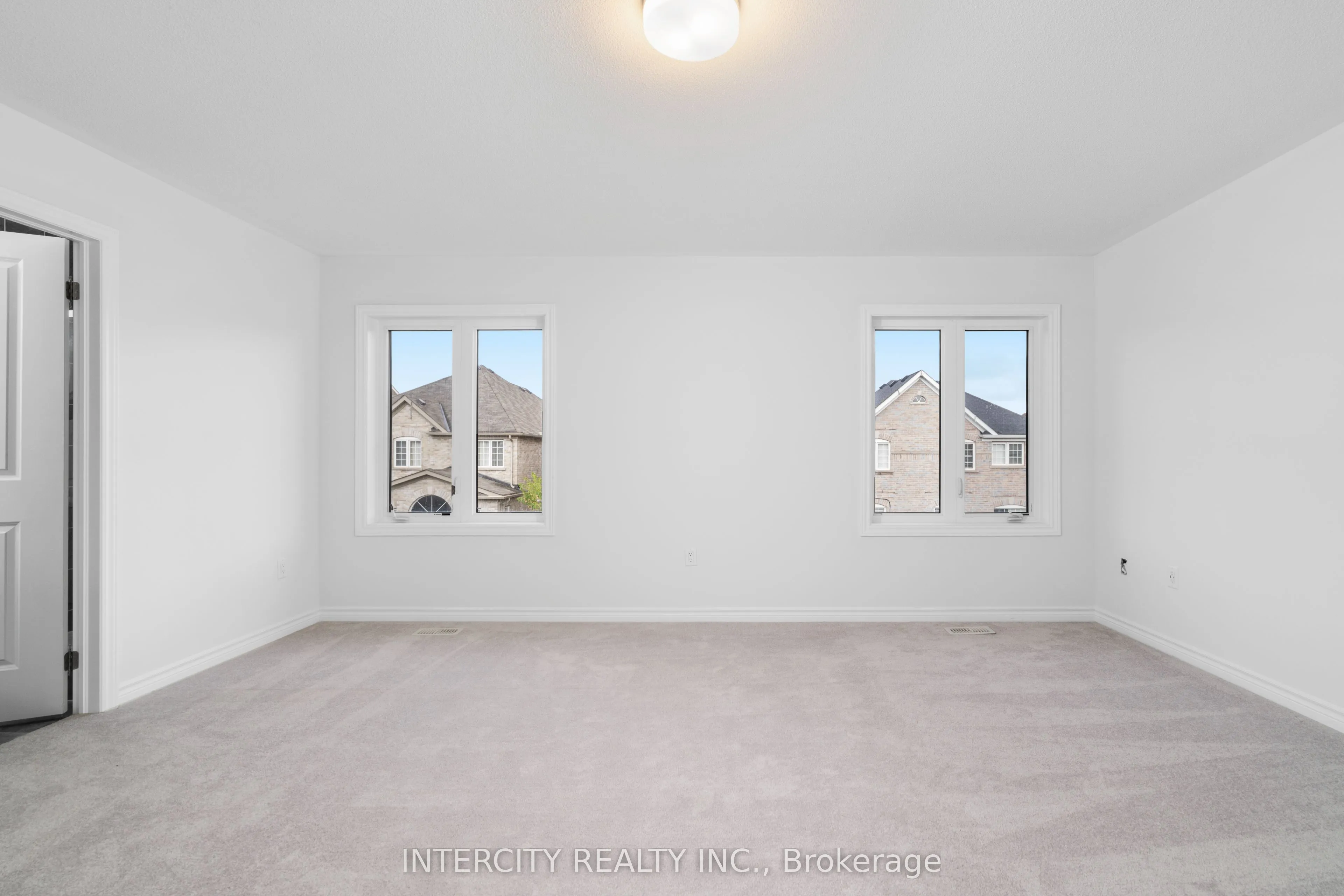 9 Dolomite Drive, ON L6P 4R6