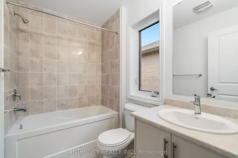 9 Dolomite Drive, ON L6P 4R6