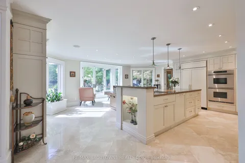 342 Pomona Avenue, ON L7N 1T5