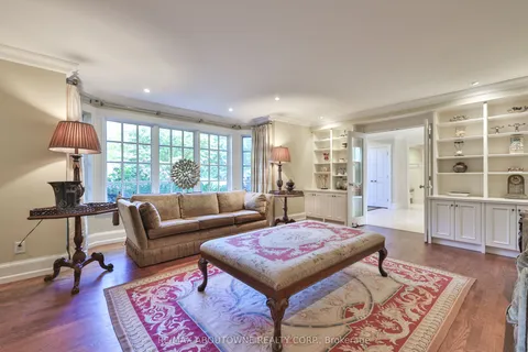 342 Pomona Avenue, ON L7N 1T5