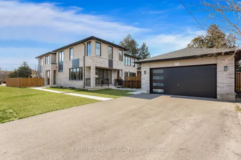 797 First Street, ON L5E 1A3