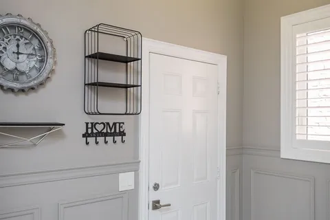 229 Belmore Court, ON L9E 1H5