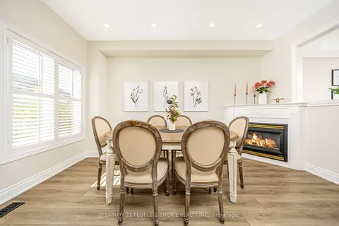 170 Roxton Road, ON L6H 6N1