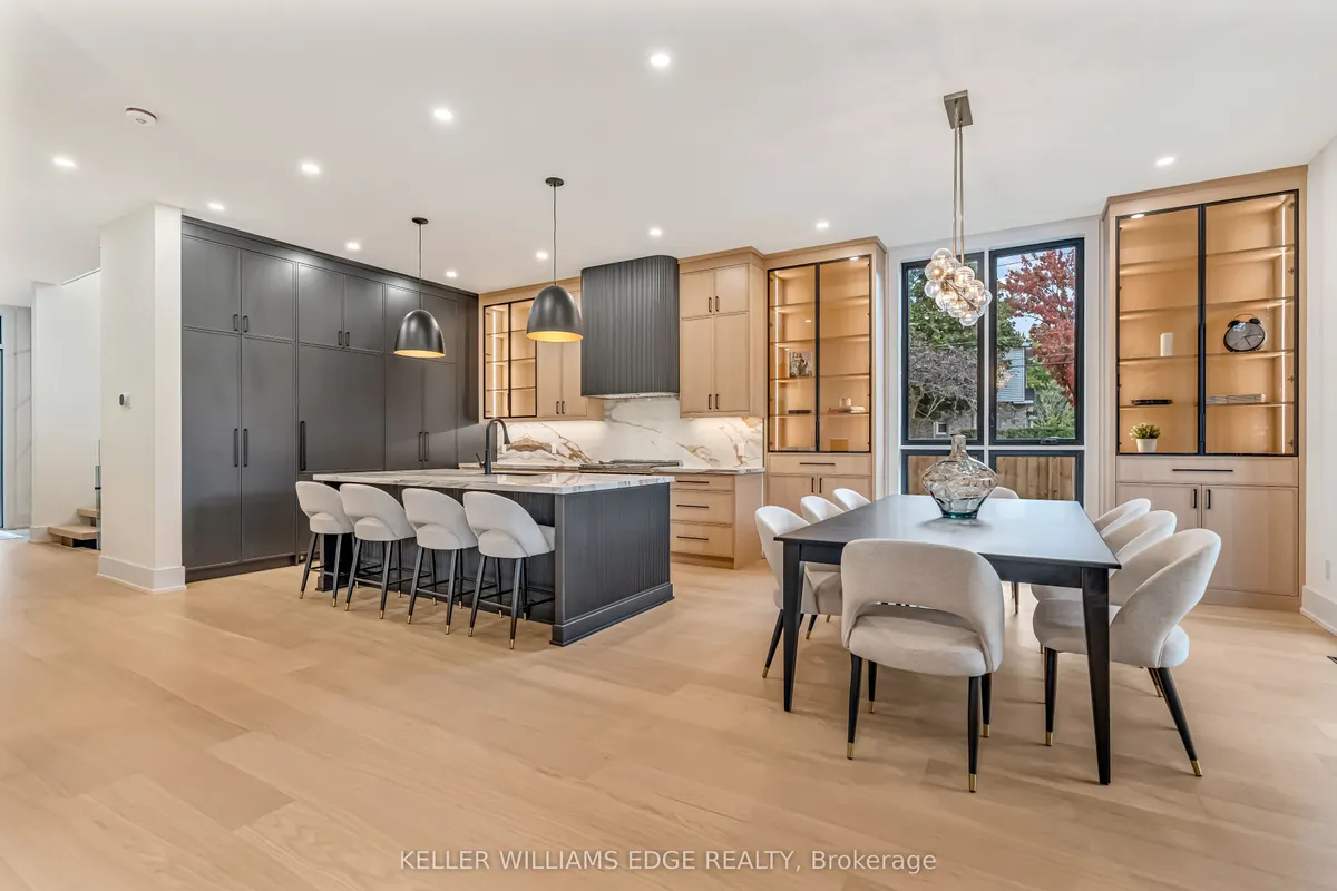 144 Mansfield Drive, ON L6H 1K4