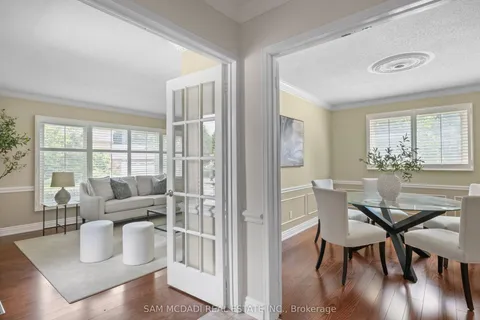 7 Oldham Crescent, ON L6Z 1W2