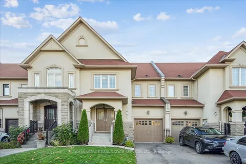 16 Beachville Circle, ON L6X 0V4