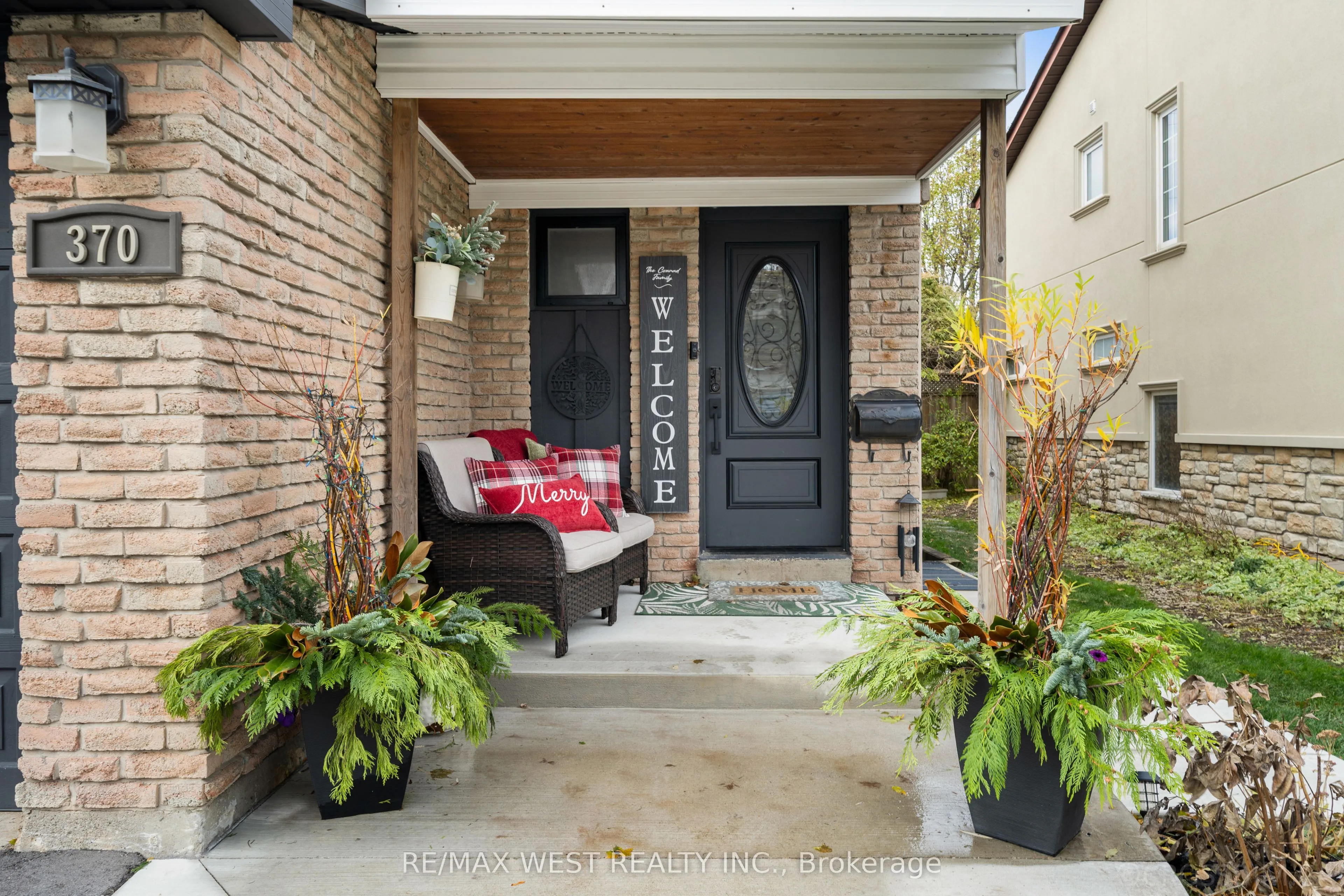 370 Whitehead Crescent, ON L7E 3Z3