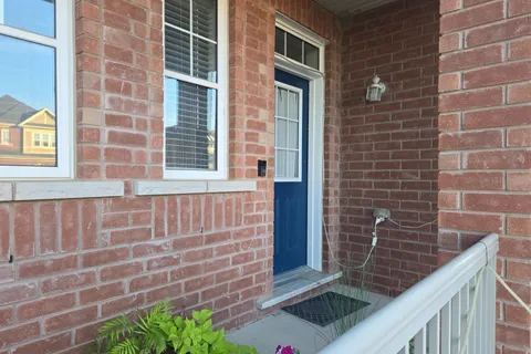 520 Edenbrook Hill Drive, ON L7A 4T7