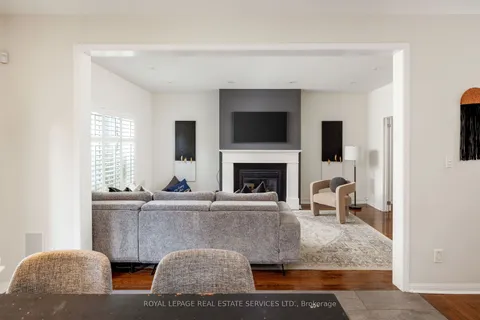 2202 Brookhaven Crescent, ON L6M 5B8