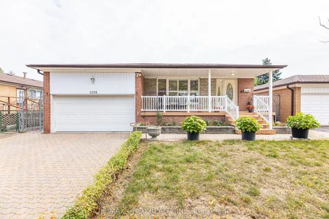 3196 Newbound Court, ON L4T 1R9