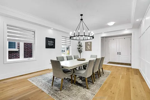 21 Clover Bend Terrace, ON L7E 4M6